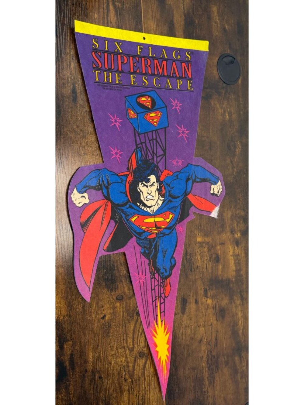Six Flags Superman The Escape 1996 Pennant - DC Comics Collectible